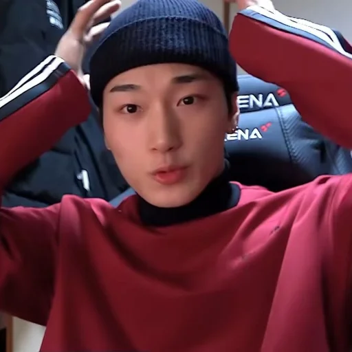 ⩩𝐒𝖺𝗇 @stickerateez ⩩𝐒𝖺𝗇 @stickerateez - Человек