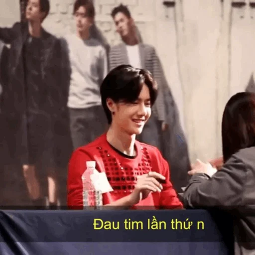 Wang Yibo @SwanPack Wang Yibo @SwanPack -