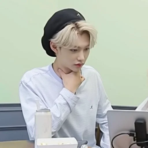 Felix, Felix, -