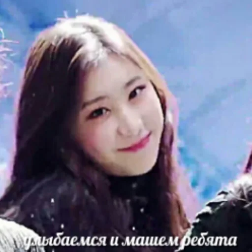 ITZY 「 @itzy_jyp_gallery 」 ITZY 「 @itzy_jyp_gallery 」 -