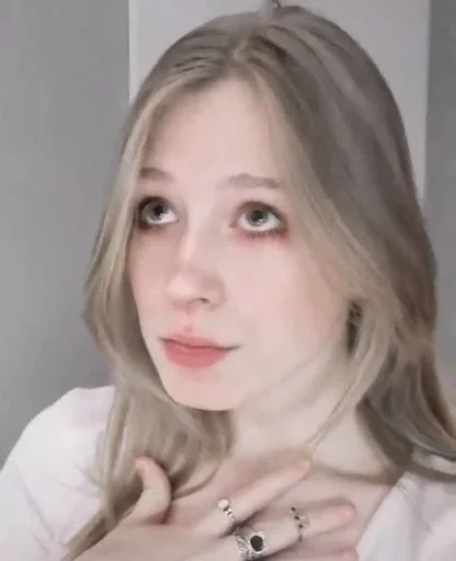 MAMONTdasha :: @fStikBot MAMONTdasha :: @fStikBot - Человек