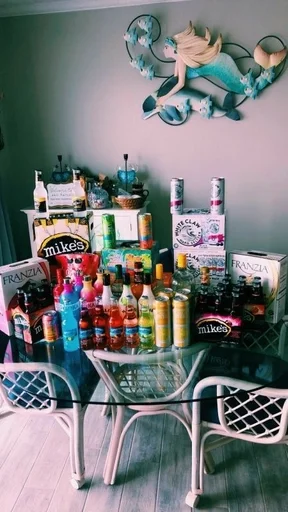 комнатный комнатный бутылка стена