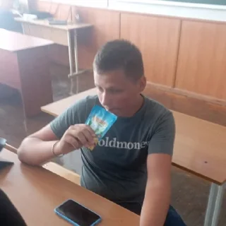 Sticker 10-Б - 3