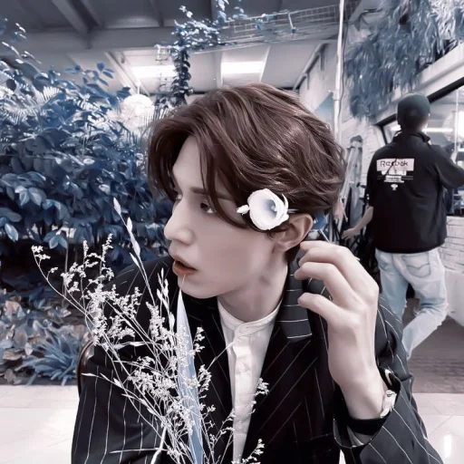 ‹‹ 𝘮𝘰𝘰𝘥: 𝘓𝘦𝘦 𝘥𝘰𝘯𝘨 𝘸𝘰𝘰𝘬:: 𝘣𝘺 @croswiio ‹‹ 𝘮𝘰𝘰𝘥: 𝘓𝘦𝘦 𝘥𝘰𝘯𝘨 𝘸𝘰𝘰𝘬:: 𝘣𝘺 @croswiio - человеческое лицо