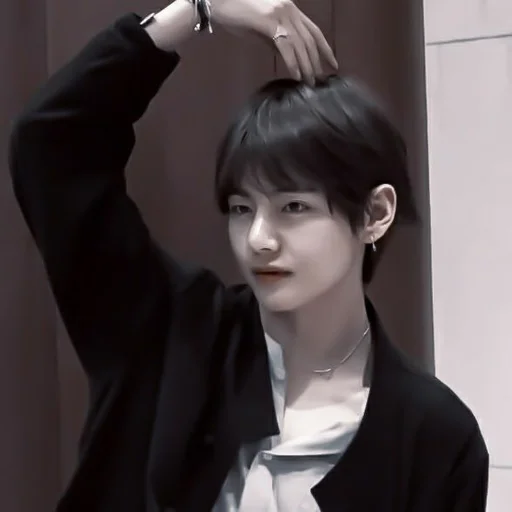 `дэлир топ ¡! @taenadnq `дэлир топ ¡! @taenadnq - Человек