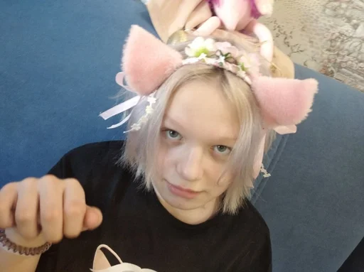 person person fashion accessory human face