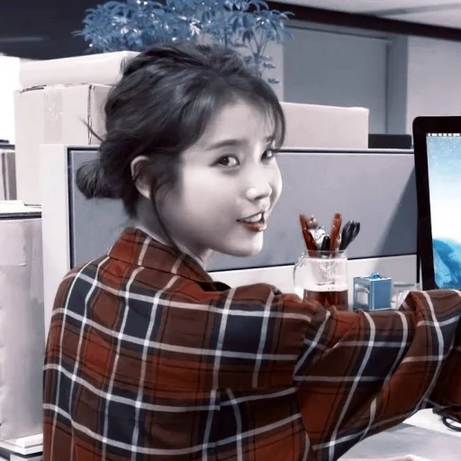 IU; @fp_am IU; @fp_am - person