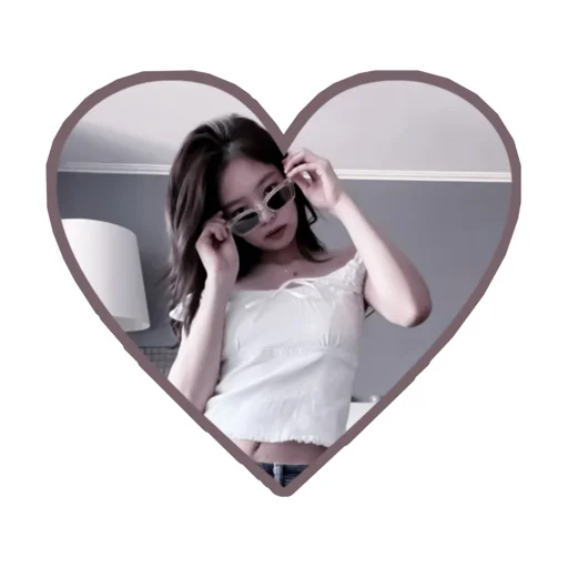 ミ 🥩 𝐉𝐞𝐧𝐧𝐢𝐞 :: @Wwjiminv ミ 🥩 𝐉𝐞𝐧𝐧𝐢𝐞 :: @Wwjiminv - человеческое лицо