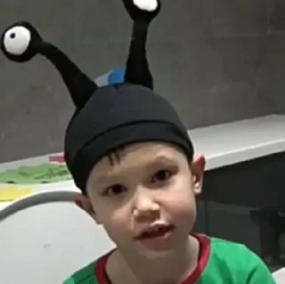 мисс кейти и макс как mood :: @fStikBot мисс кейти и макс как mood :: @fStikBot - human face