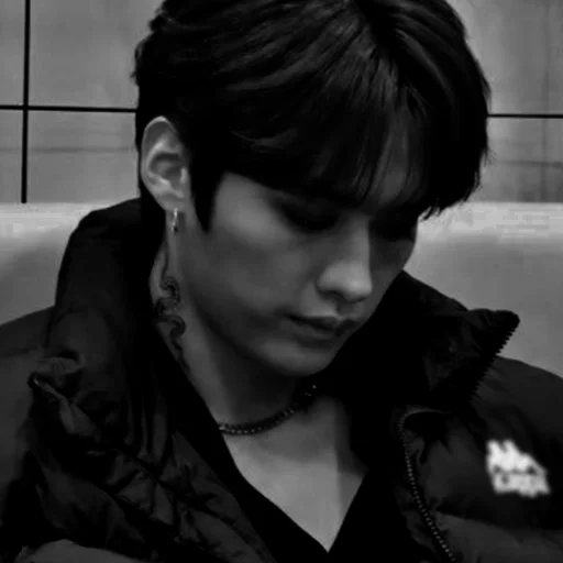 Sticker ` 𖤍 | 𝐦𝐢𝐧𝐡𝐨 > @xillun :; by @kpop_stik - 11