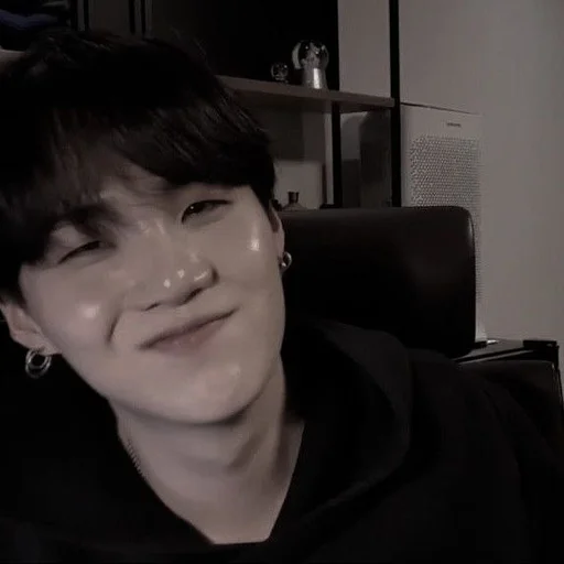 ᦈ min yoongi ✪ @pwolaroid ɞ ᦈ min yoongi ✪ @pwolaroid ɞ -