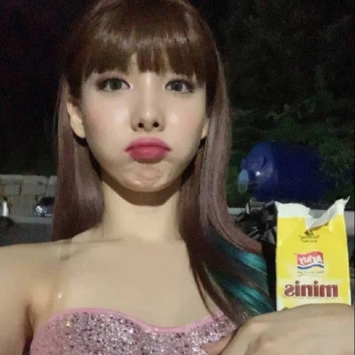 𝐍𝐚𝐲𝐞𝐨𝐧;;@nabongily 𝐍𝐚𝐲𝐞𝐨𝐧;;@nabongily -