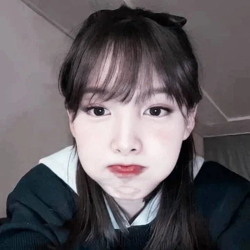 mood nayeon 🎸 by @fancamstanf :: @fStikBot mood nayeon 🎸 by @fancamstanf :: @fStikBot -