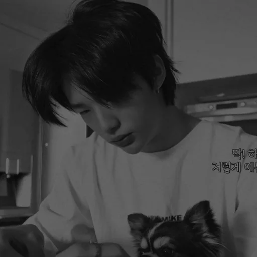 {hyunjin} @tikellchrRandom {hyunjin} @tikellchrRandom -