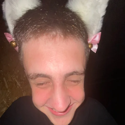 хуй | via sticked.app хуй | via sticked.app -
