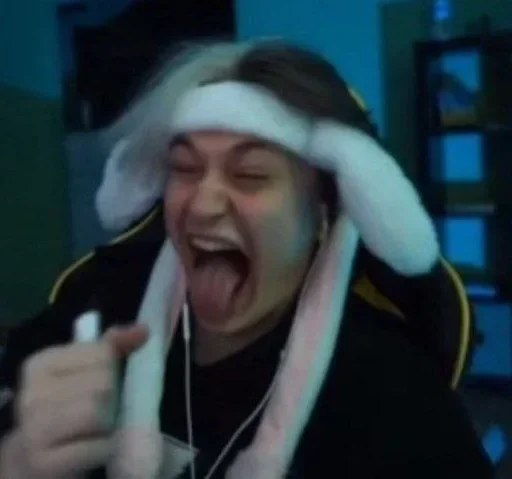 Twitch House 👉 @dviztysa Twitch House 👉 @dviztysa -
