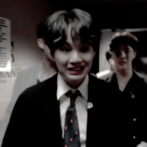 ݁ ៹ ࣪˖ 𝘆𝗼𝗼𝗻𝗴𝗶 | ⛏ :; by @kpop_stik ݁ ៹ ࣪˖ 𝘆𝗼𝗼𝗻𝗴𝗶 | ⛏ :; by @kpop_stik - person